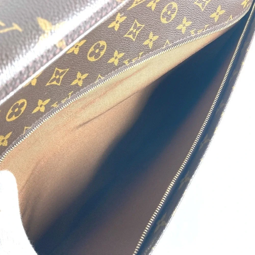 LOUIS VUITTON Brown Monogram Canvas Shoulder Bag